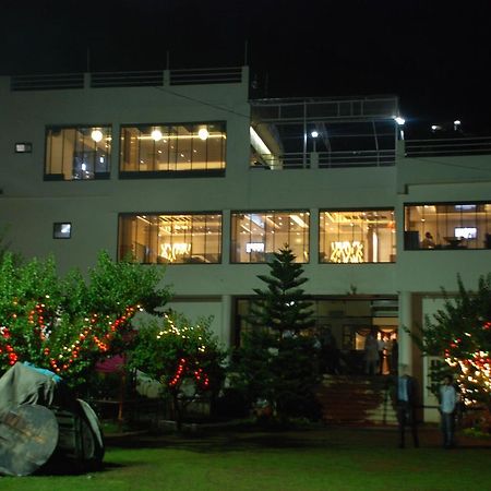 Centarosa Resort Чайл Екстериор снимка